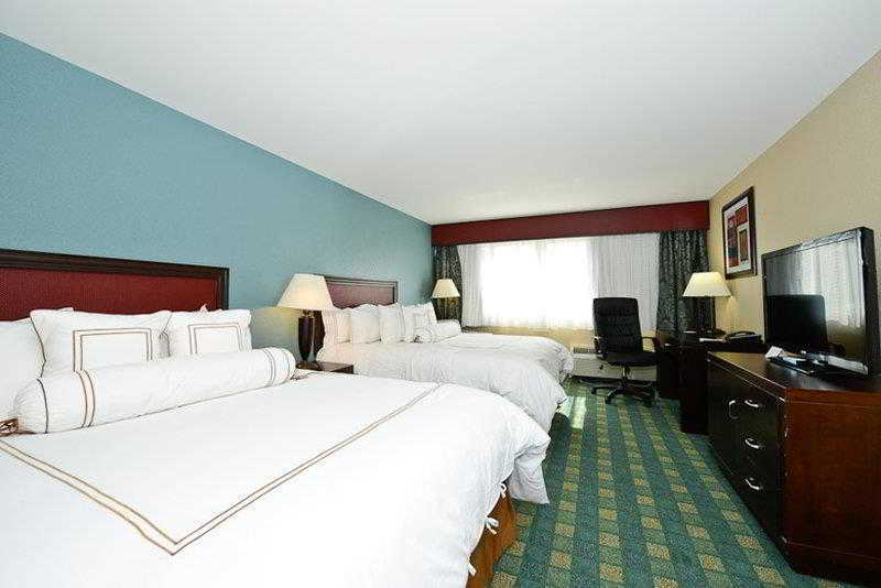 Causeway Bay Hotel Lansing Oda fotoğraf