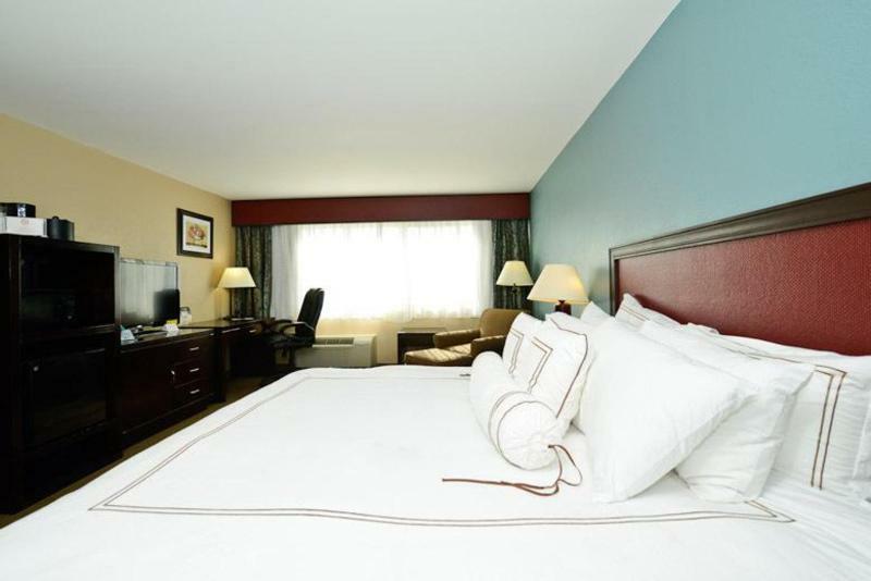 Causeway Bay Hotel Lansing Dış mekan fotoğraf