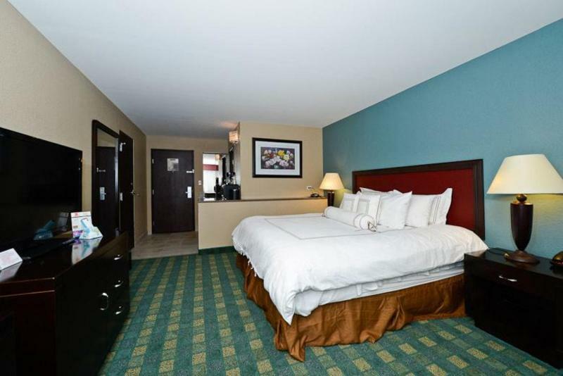 Causeway Bay Hotel Lansing Dış mekan fotoğraf