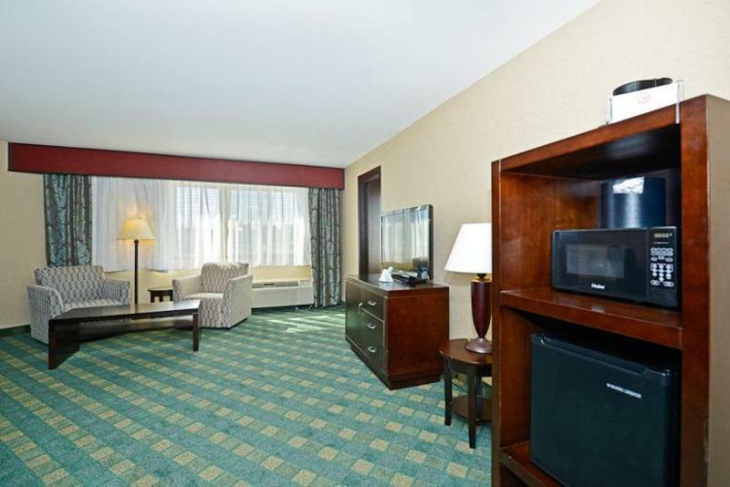 Causeway Bay Hotel Lansing Dış mekan fotoğraf